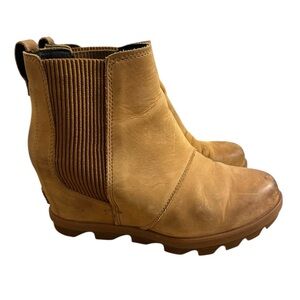 Sorel Tan Camel Leather Joan of Arctic Chelsea Ankle Womens Boots Size 6.5 B8